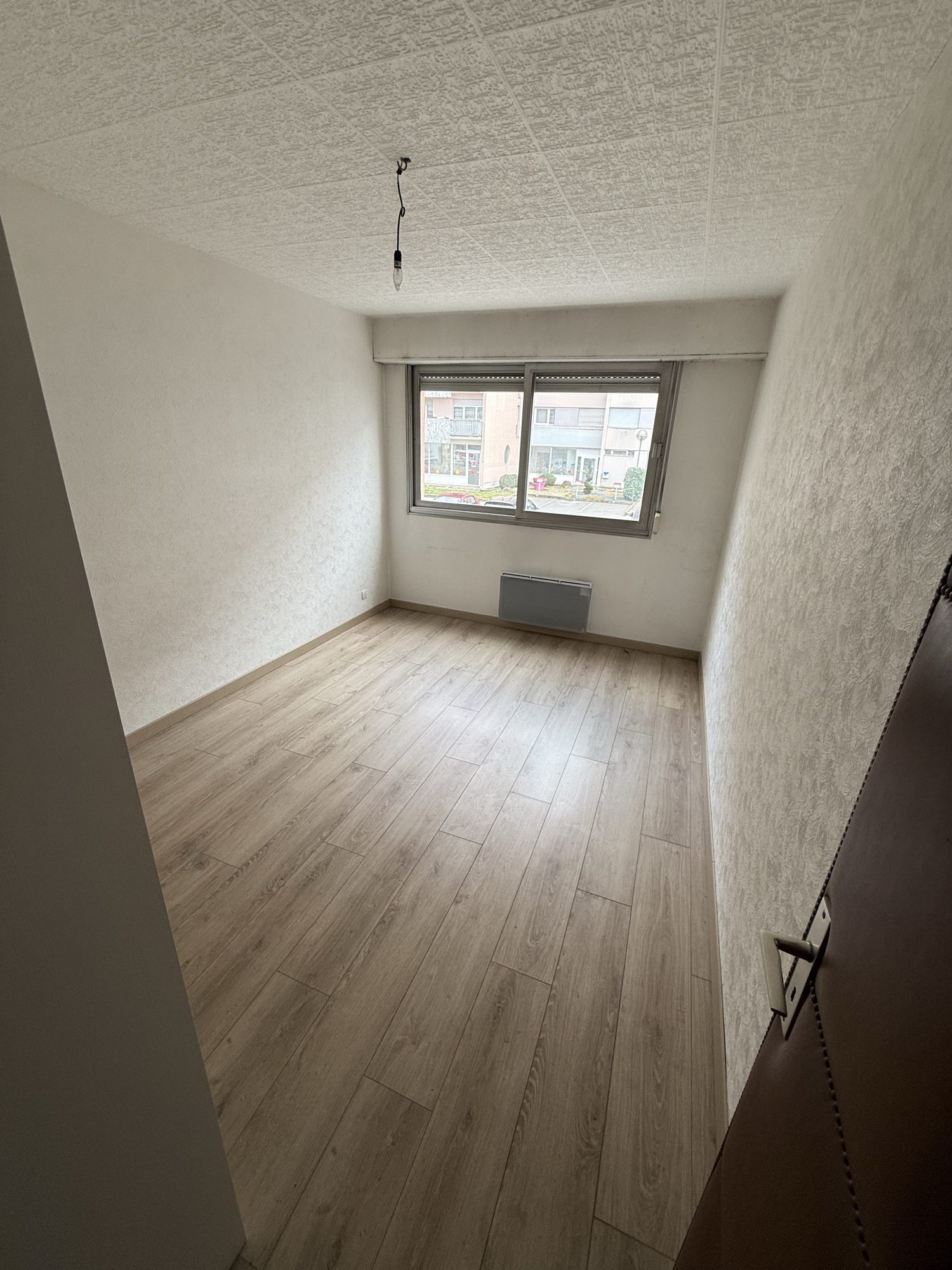 T3 de 70 m² avec deux balcons, place de l'Alma