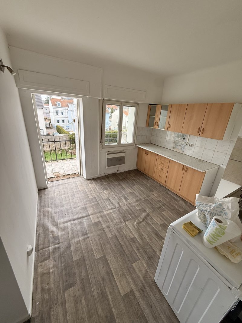 T2 de 42 m² en duplex, balcon privatif et pièce sous les toits