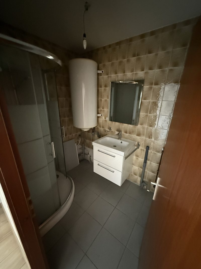 T3 de 70 m² avec deux balcons, place de l'Alma