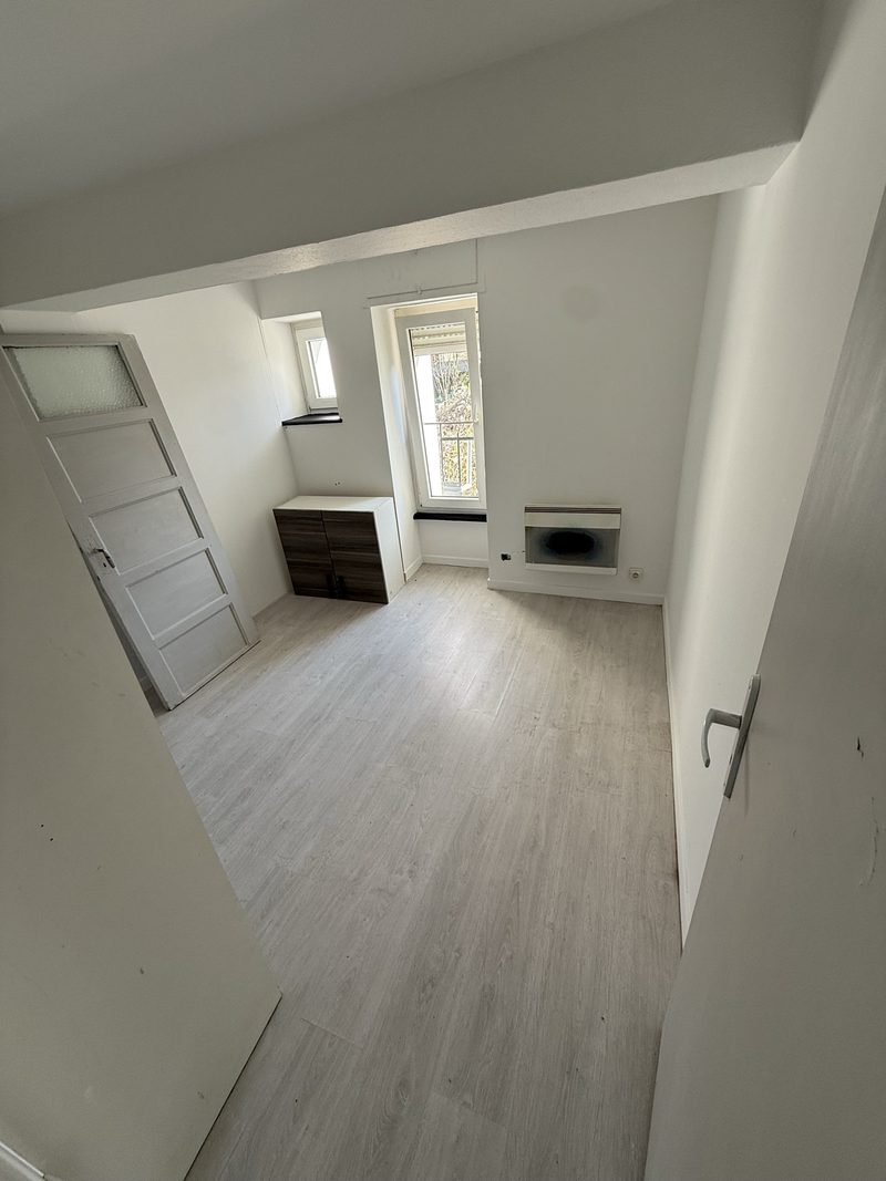 T2 de 42 m² en duplex, baignoire et jardin au pied de l'immeuble